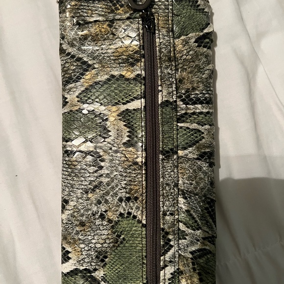 Express and Style & Co - Clutch Bundle - Picture 5 of 7